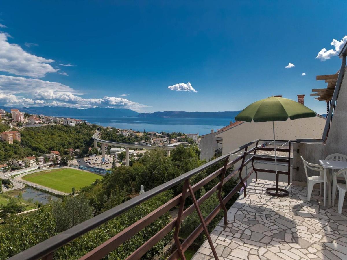 Apartments Biserka Crikvenica Eksteriør billede